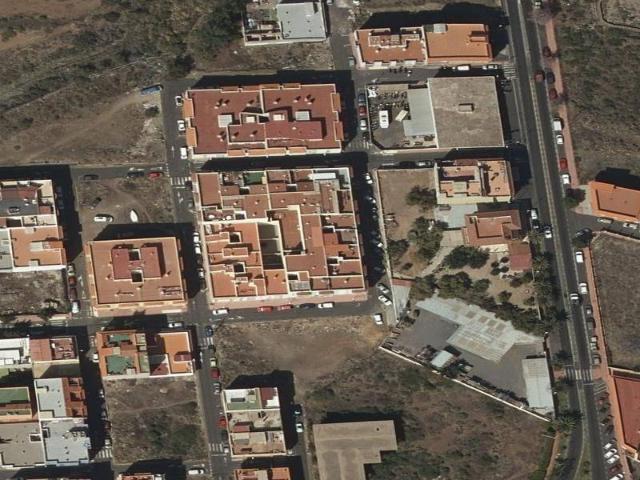 Piso en Venta en Buzanada