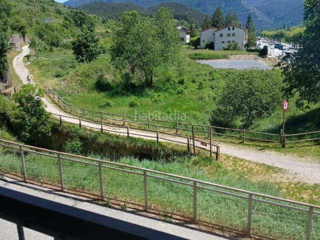 Piso en venta en Bagà. FANTÁSTICO PISO AL LADO DE LAS PISTAS DE ESQUÍ, A 30 MINUTOS DE LA MOLINA!. Pisos.