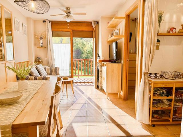 Piso en venta en Bagà. Se vende piso con vistas y dos balcones, de 2 dormitorios en la primera planta en Bagà!. Pisos.