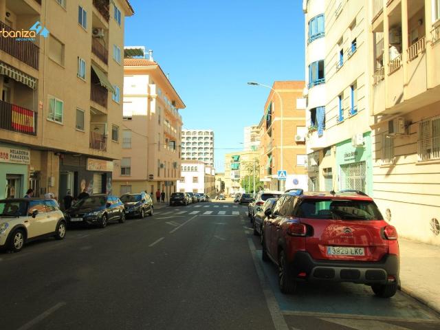 Piso en venta en Badajoz, La Estación. PISO DE 3 DORMITORIOS, 2 BAÑOS EN LA MEJOR ZONA DE SAN FERNANDO. Pisos.