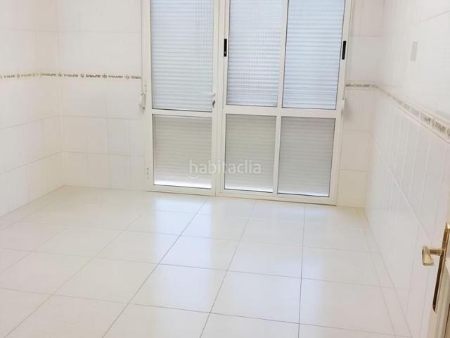 Piso en venta en Badajoz, San Roque Ronda Norte. Piso en Ronda Norte Espacio y Comodidad a su Alcance. Pisos.