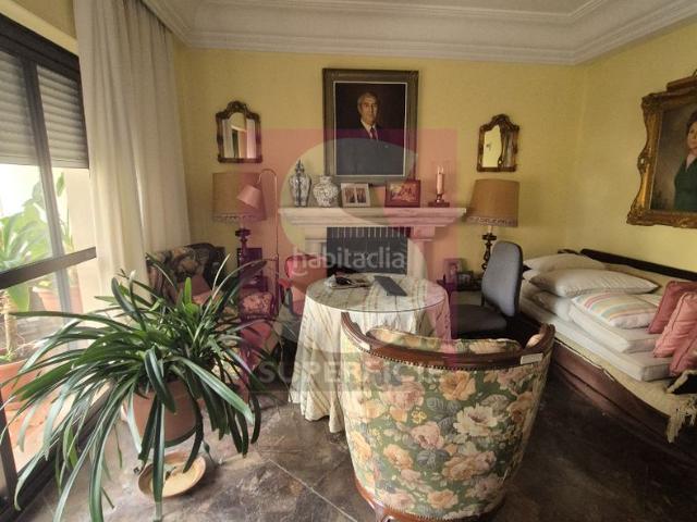 Piso en venta en Badajoz, Pardaleras. Amplio piso de 200 m2 en plena Avda. Europa. Pisos.