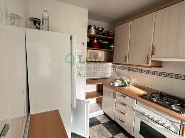 Piso en venta en Badajoz, Valdepasillas La Paz Huerta Rosales. PISO DE 3 DORMITORIOS, PRÓXIMO A SANTA MARINA. Pisos.