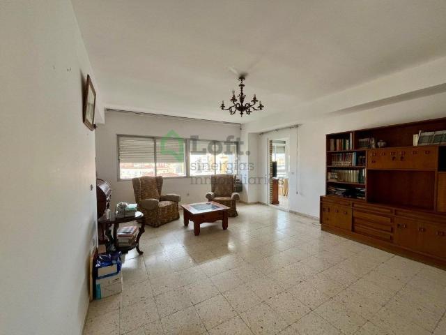 Piso en venta en Badajoz, Valdepasillas La Paz Huerta Rosales. PISO EN VENTA EN SANTA MARINA. Pisos.