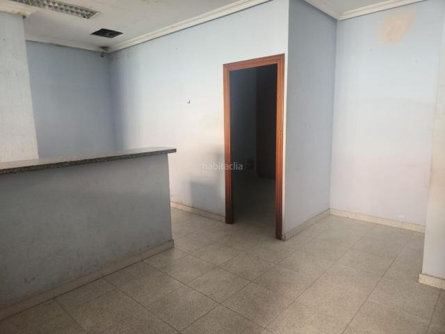 Piso en venta en Badajoz, Valdepasillas La Paz Huerta Rosales. Venta de Piso Local en Badajoz. Pisos.