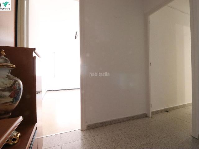 Piso en venta en Badalona, Morera. 4 HABITACIONES, 2 BAÑOS, 2 BALCONES Y ASCENSOR. Pisos.
