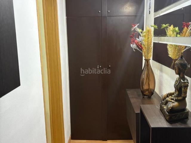 Piso en venta en Badalona, Bufalà. Piso en Calle Independència. Pisos.