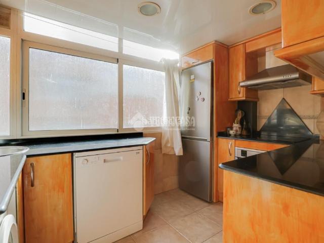 Piso en venta en Badalona, Bufalà. Piso en venta en Badalona. Pisos.