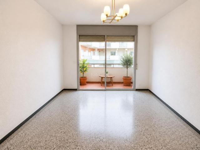 Piso en venta en Badalona, Bufalà. Pisos.