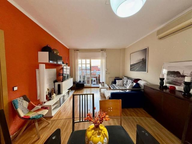 Piso en venta en Badalona, Bufalà. Pisos.