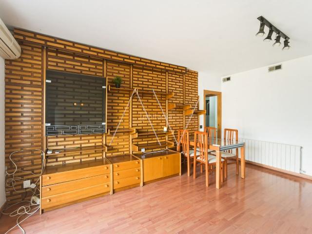 Piso en venta en Badalona, Bufalà. Pisos.