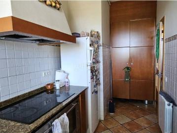 Piso en venta en Badalona, Bonavista. PLANTA BAJA CON GRAN TERRAZA SÓTANO PARKING TIPO CASITA EN BUENAVISTA. Pisos.
