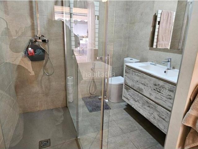 Piso en venta en Badalona, Bonavista. PLANTA BAJA TIPO CASITA EN BUENAVISTA. Pisos.