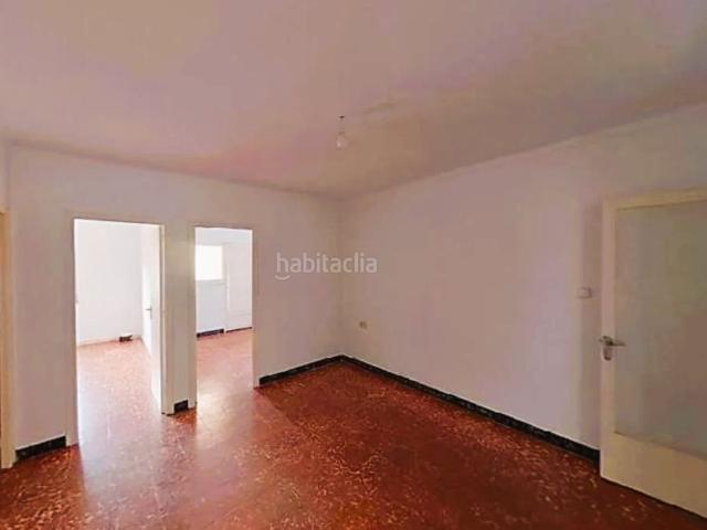 Piso en venta en Badalona, Llefià. VENTA ESPECIAL, PISO ALQUILADO A LA VENTA PENDIENTE DE CH. Pisos.