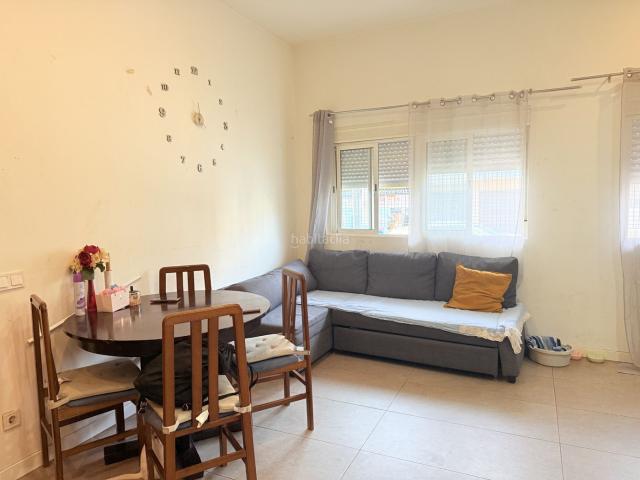 Piso en venta en Badalona, Llefià. Gran oportunidad !. Pisos.