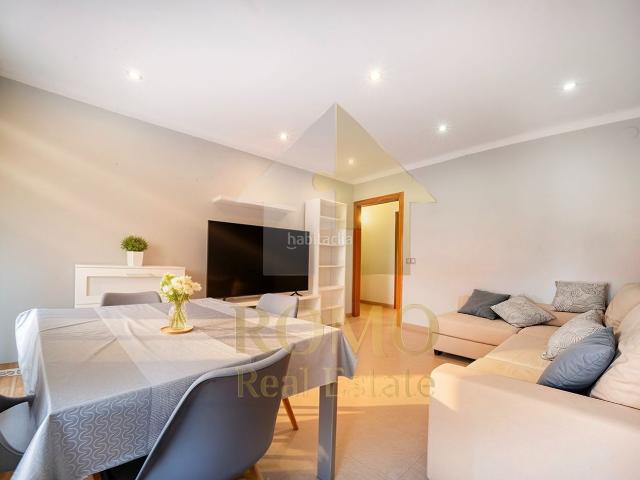 Piso en venta en Badalona, Llefià. LA OPCIÓN IDEAL. Pisos.