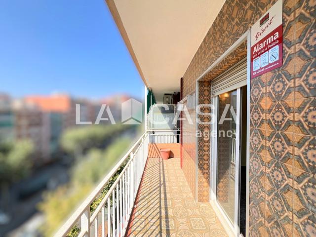 Piso en venta en Badalona, Llefià. Piso en venta en Avenida del Marquès de Sant Mori. Pisos.