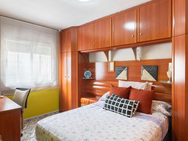 Piso en venta en Badalona, Lloreda. Fantástico piso de 68 m2 listo para entrar a vivir!. Pisos.