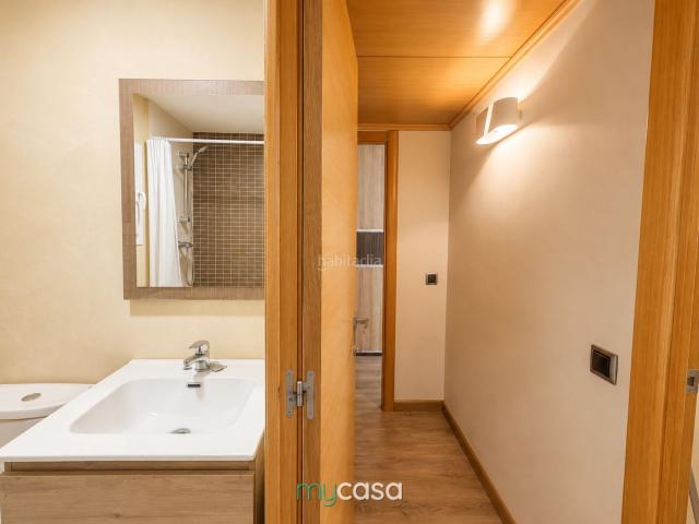 Piso en venta en Badalona, Puigfred. ¡REFORMA A ESTRENAR, BALCÓN Y UNA UBICACIÓN QUE LO TIENE TODO!. Pisos.