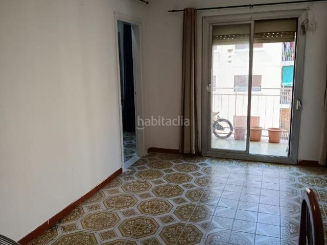 Piso en venta en Badalona, Sant Crist. Fantástico piso de 60m2 útiles en muy buen estado, listo para entrar a vivir en la zona de SANTO CRISTO!. Pisos.
