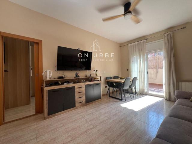 Piso en venta en Badalona, Sant Crist. ONURBE GRUP I PISO EN VENTA EN BADALONA. Pisos.