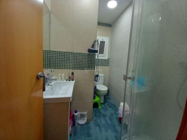 Piso en venta en Badalona, Sant Crist. PISO PARA INVERSORES, ESTA ALQUILADO 625 HASTA JULIO 2029, JUNTO A COLL I PUJOL CON BALCON. Pisos.