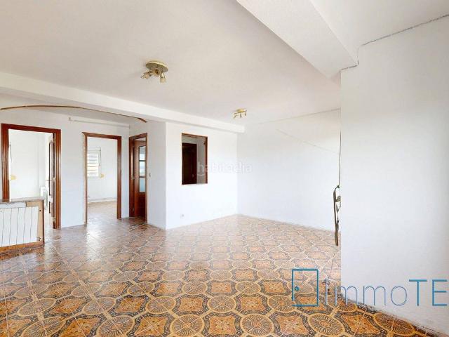 Piso en venta en Badia del Vallès. 4 HABITACIONES AMPLIO Y LUMINOSO. Pisos Badia del.