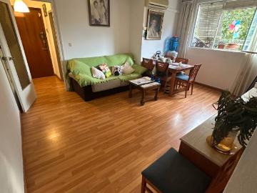 Piso en Venta en Badia del Vallès