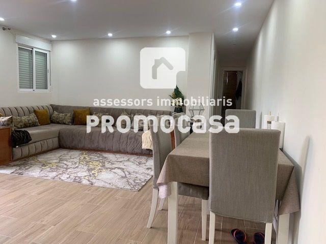 Piso en venta en Badia del Vallès. Piso completamente reformado. Pisos Badia del.