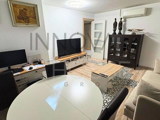 Piso en venta en Badia del Vallès. Piso exterior con ascensor en Badia del Vallès. Pisos Badia del.