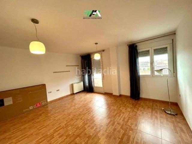 Piso en venta en Baeza. Dúplex en venta en Calle Hijas de la Caridad, Baeza. Pisos.