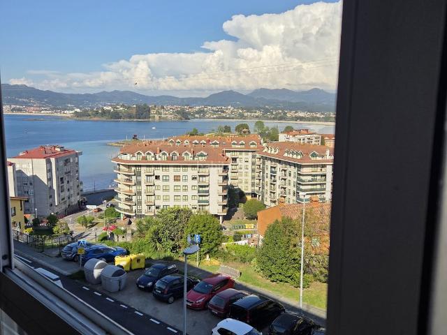 Piso en venta en Baiona. *Piso en Venta en Baiona con Vistas al Mar*. Pisos.