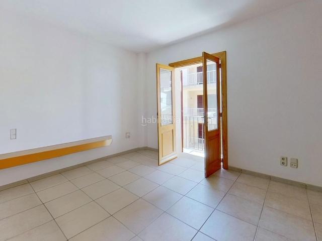 Piso en venta en Baleares Manacor, Porto Cristo. Dúplex muy luminoso a orillas del mar a 50 m de la playa, 3 dormitorios, garaje y una terraza de ensueño. Pisos.