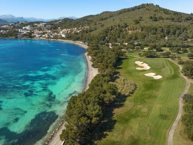Piso en venta en Baleares Alcúdia, Port d´Alcúdia Platja dÁlcúdia. Coqueto apartamento con Piscina y parking en Alcanada. Pisos.