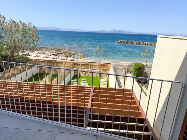 Piso en venta en Baleares Artà, Colònia de Sant Pere. 2 EXCLUSIVOS PISO DUPLEX DE LUJO DE OBRA NUEVA EN PRIMERA LINEA DE MAR COLÒNIA DE SANT PERE. Venta 1.2 Mio.Alquiler 4000, EUR. Pisos.
