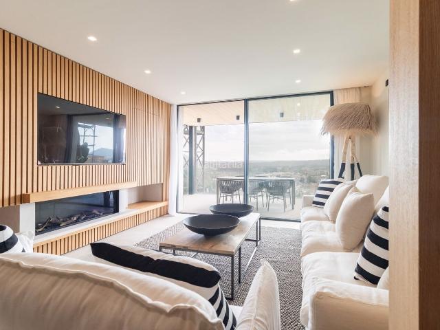 Piso en venta en Baleares Calvià, Costa de la Calma. Nueva promoción única de amplios pisos de lujo con vistas al mar en Santa Ponsa. Pisos.