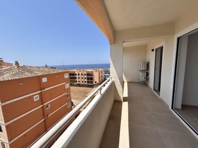 Piso en venta en Baleares Calvià, El Toro. Einziehen und genießen Apartment mit Hafenblick. Pisos.