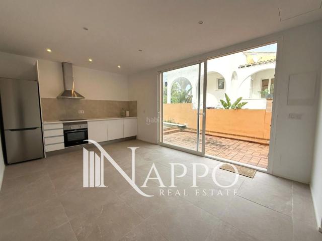 Piso en venta en Baleares Calvià, Magaluf. Local en venta en Calvià, con 45 m2,90 m2 de terraza, 1 habitaciones y 1 baños. Pisos.