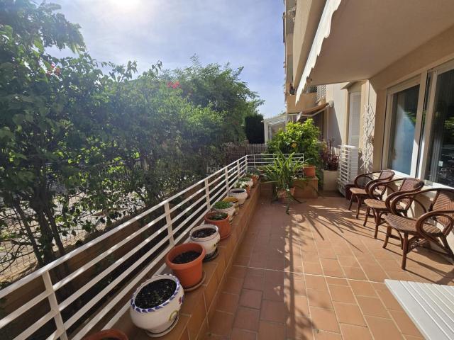Piso en venta en Baleares Calvià, Palmanova. Luminoso piso en planta baja ubicado en Son Caliu. Pisos.