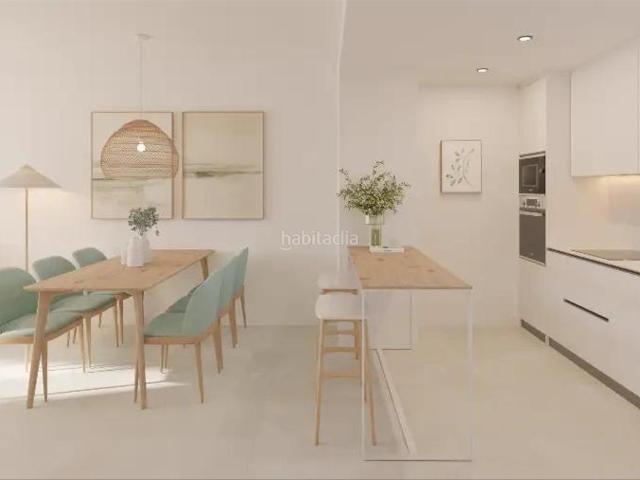Piso en venta en Baleares Calvià, Palmanova. Vivienda de obra nueva con terraza, piscina, parking y trastero en Palmanova. Pisos.