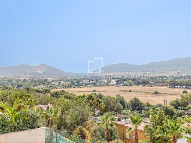 Piso en venta en Baleares Calvià, Santa Ponça. Piso en excelentes condiciones de 4 dormitorios con 18m terraza en venta en Santa Ponsa. Pisos.