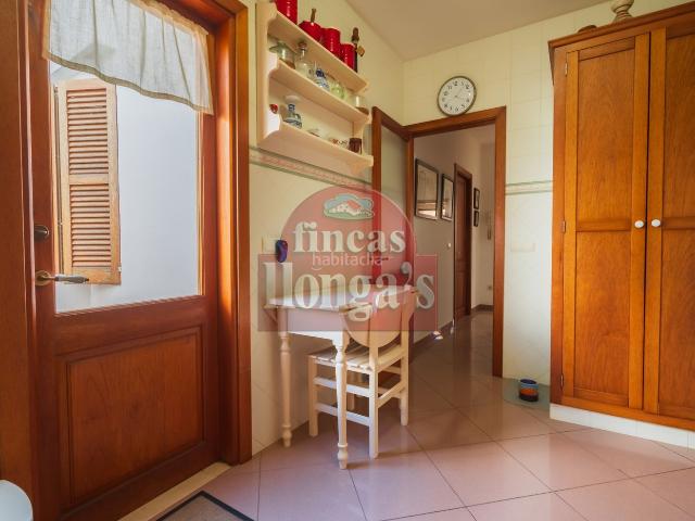 Piso en venta en Baleares Ciutadella de Menorca, Ciutadella. SE VENDE EN EXCLUSIVA Casa independiente en 1ª planta con derecho a vuelo en Ciutadella. Pisos Ciutadella de.