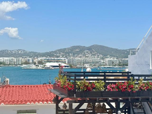 Piso en venta en Baleares Ibiza, Dalt Vila La Marina. Pisos.