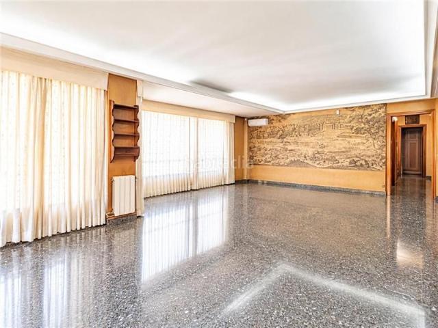 Piso en venta en Baleares Palma de Mallorca, Plaça dels Patins. Amplio piso de 154m2 aprox. en zona Ramblas. Pisos Palma de.