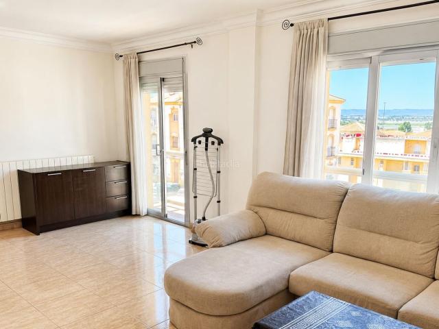 Piso en venta en Baleares Palma de Mallorca, Marquès de Fontsanta. Luminoso piso de 2 dormitorios con garaje, trastero y terraza. Pisos Palma de.