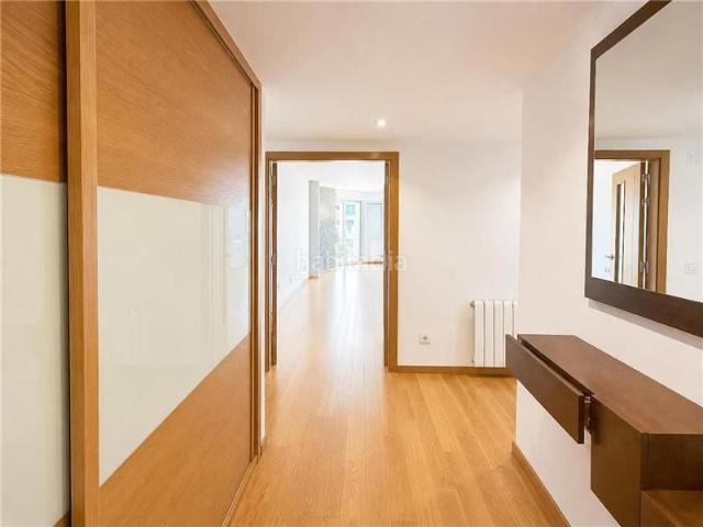 Piso en venta en Baleares Palma de Mallorca, Sa Teulera. Piso con terraza en complejo residencial con piscina. Pisos Palma de.