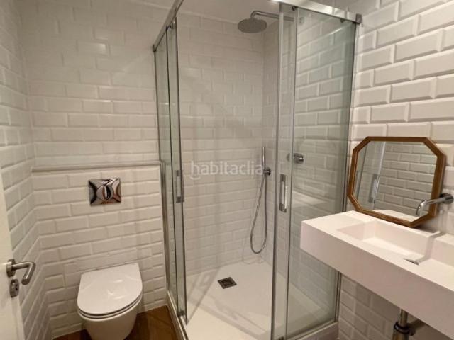 Piso en venta en Baleares Palma de Mallorca, Son Armadams. ?Bienvenido a su futuro hogar en este espacioso y confortable ático dúplex! Esta lujosa propiedad es perfecta para familias y par. Pisos.
