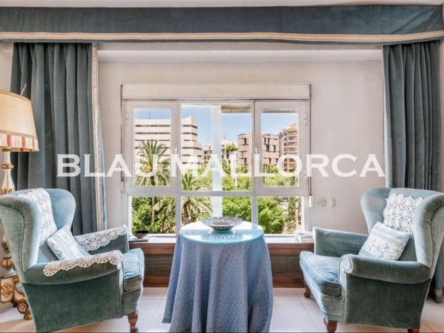 Piso en venta en Baleares Palma de Mallorca, Monti Sion. Amplio piso con balcÃn y 5 dormitorios en Palma. Pisos Palma de.