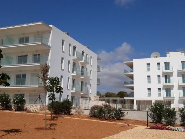 Planta baja en venta en Baleares Santanyí, Cala d´Or. Mallorca, Cala DOr, piso de obra nueva con piscina comunitaria y terraza cerca de la marina. Plantas bajas.
