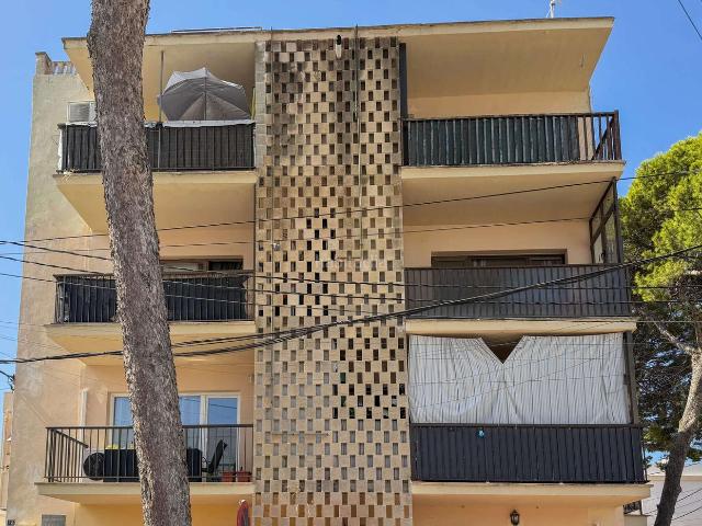 Piso en venta en Baleares Son Servera, Cala Millor. Bienvenidos a Cala Millor! Atractivo piso de dos habitaciones en tercera línea de mar. Ref. 10298. Pisos Son.